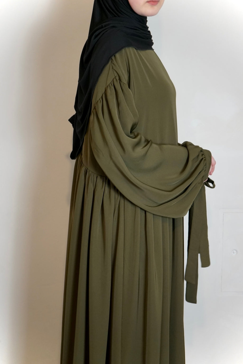 Abaya Hanifa (oliv)