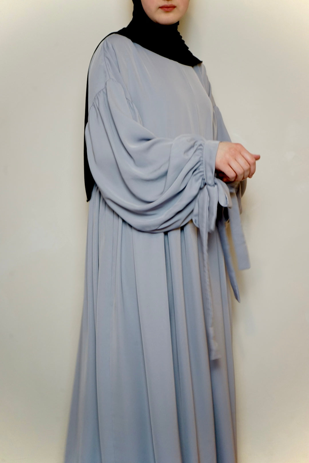 Abaya Hanifa (hellgrau)
